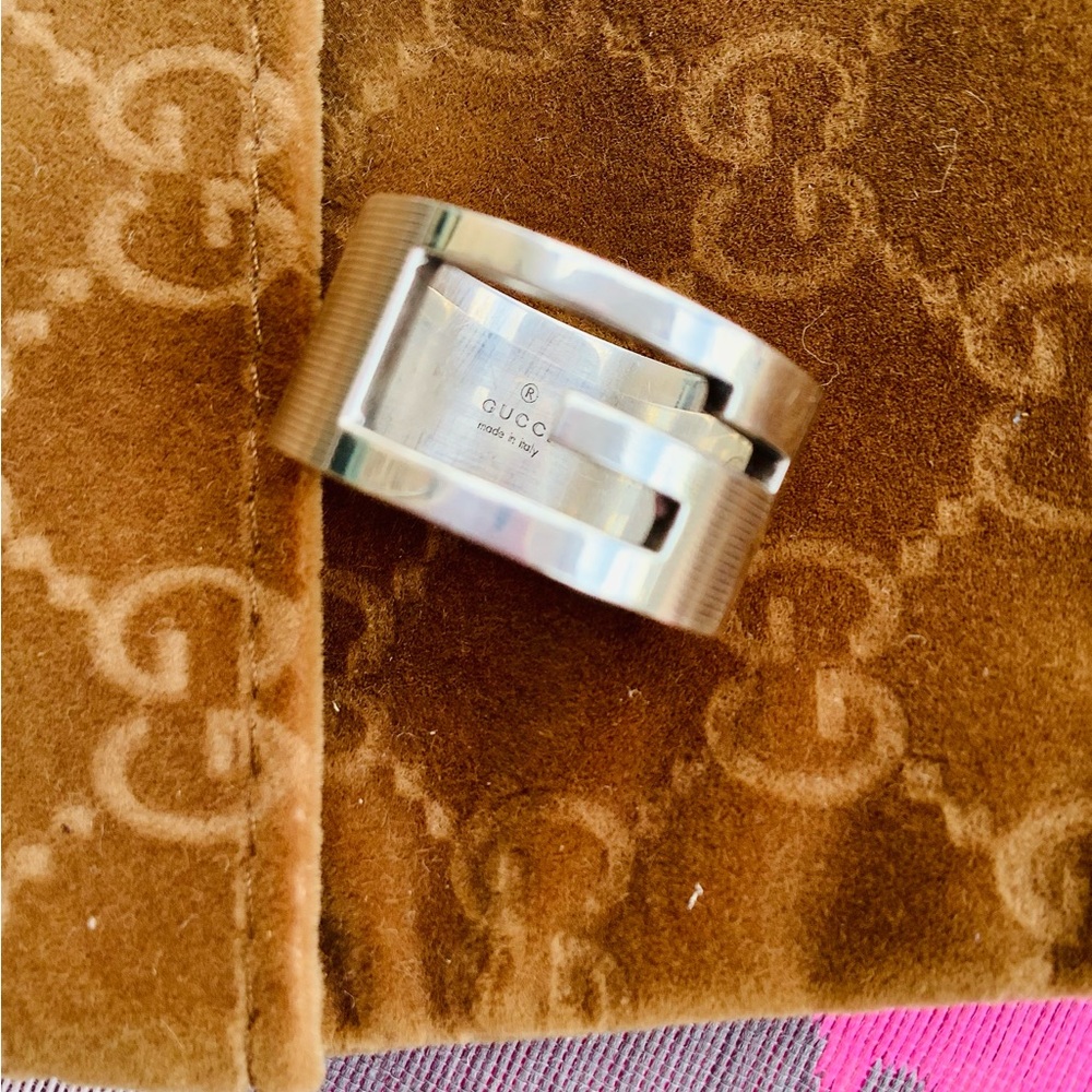 MOTHER’s and DAUGHTER’s GUCCI rings💞 - Picture 12 of 16